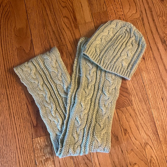 Sage Beanie and Scarf Set - Picture 7 of 7
